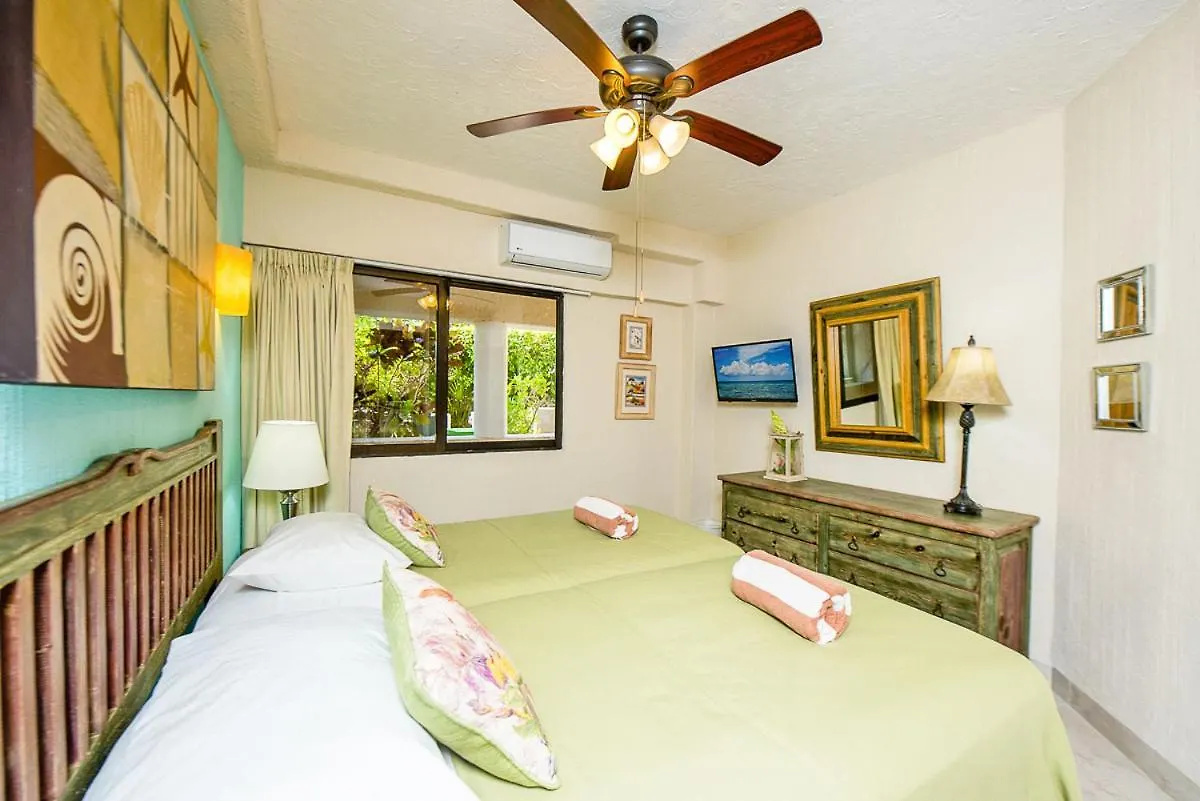 Xaman Ha Beach Front Condo Playa del Carmen 0*,